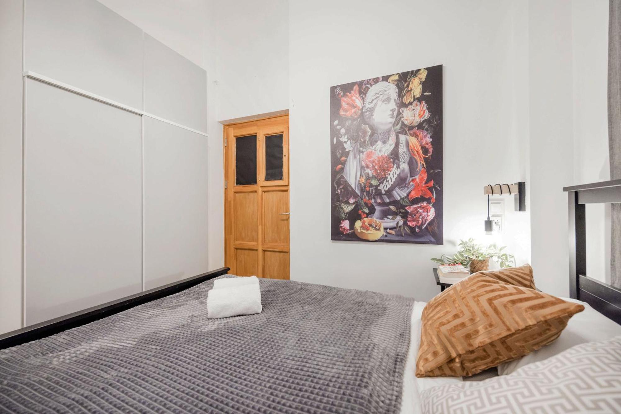 Apartament Wellness Wonderland Garden, Sauna, Jacuzzi In Cbd Budapesta