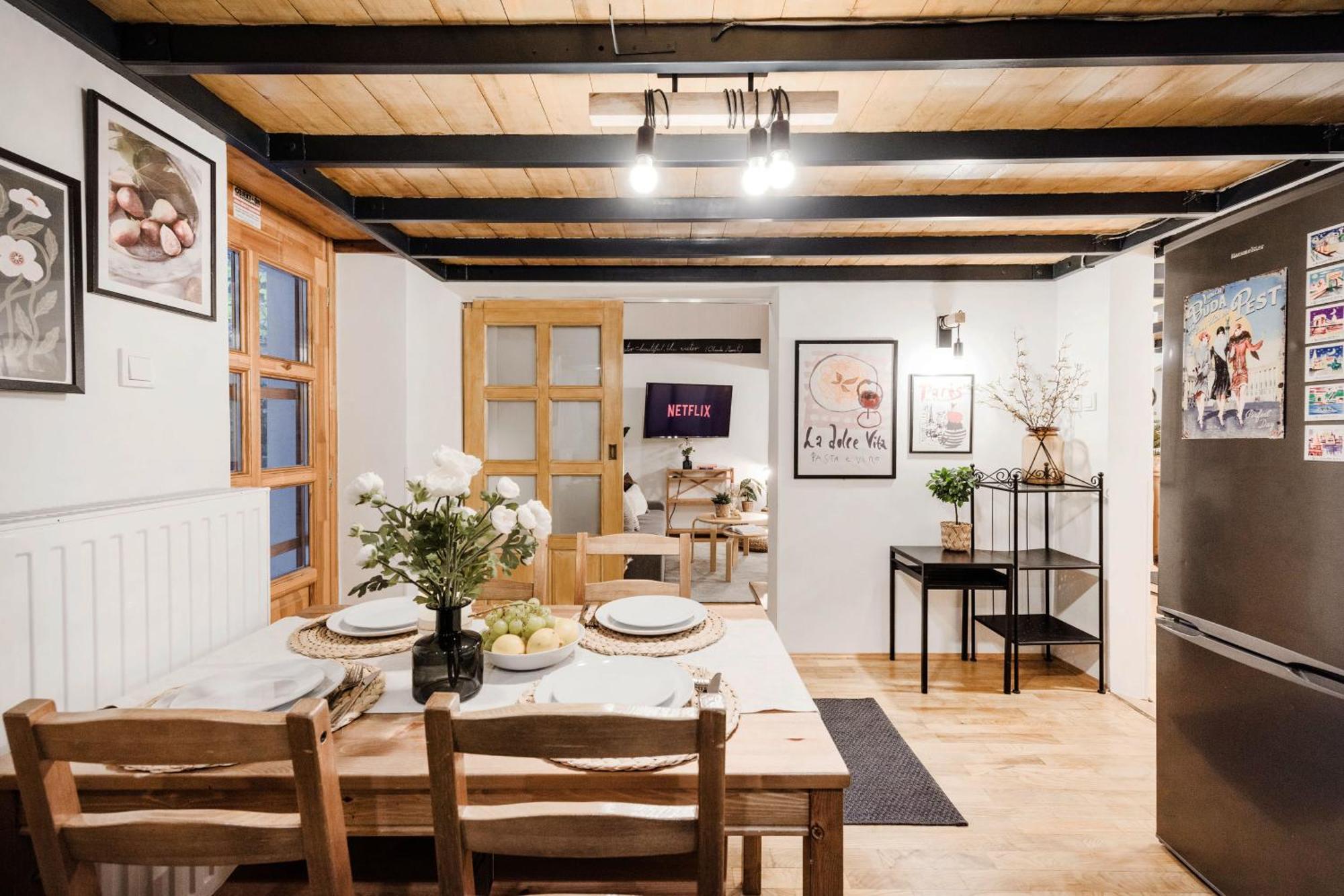 Wellness Wonderland Garden, Sauna, Jacuzzi In Cbd Apartament